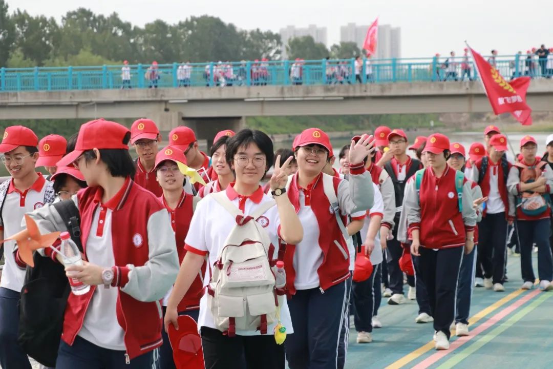 奮進新時代 勵志青春行丨石家莊私立第一中學(xué)第三屆遠足活動圓滿完成