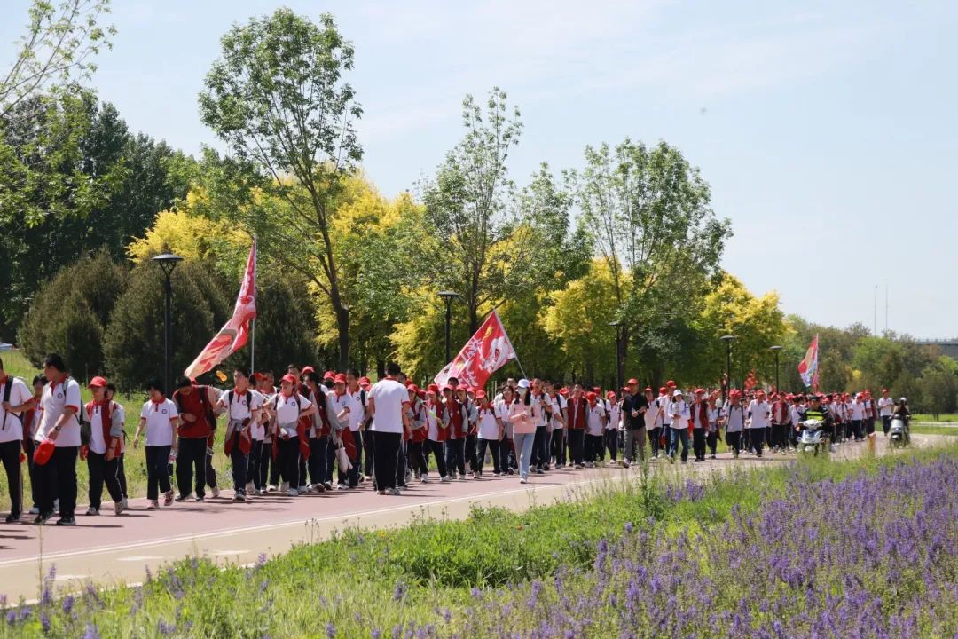 奮進新時代 勵志青春行丨石家莊私立第一中學(xué)第三屆遠足活動圓滿完成