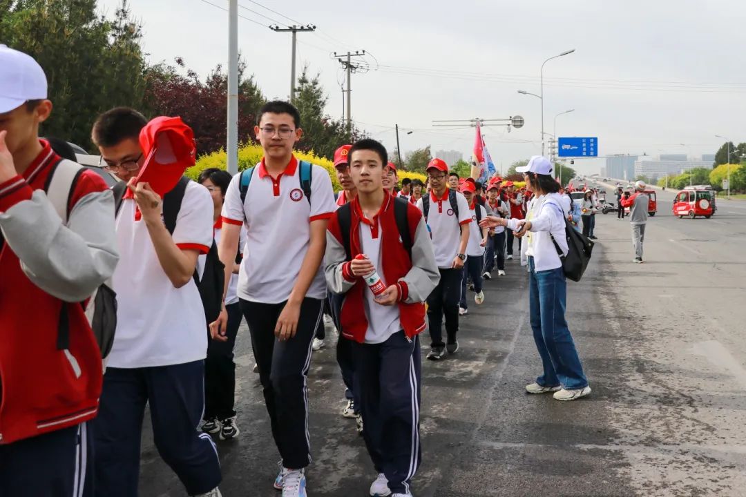 奮進新時代 勵志青春行丨石家莊私立第一中學(xué)第三屆遠足活動圓滿完成