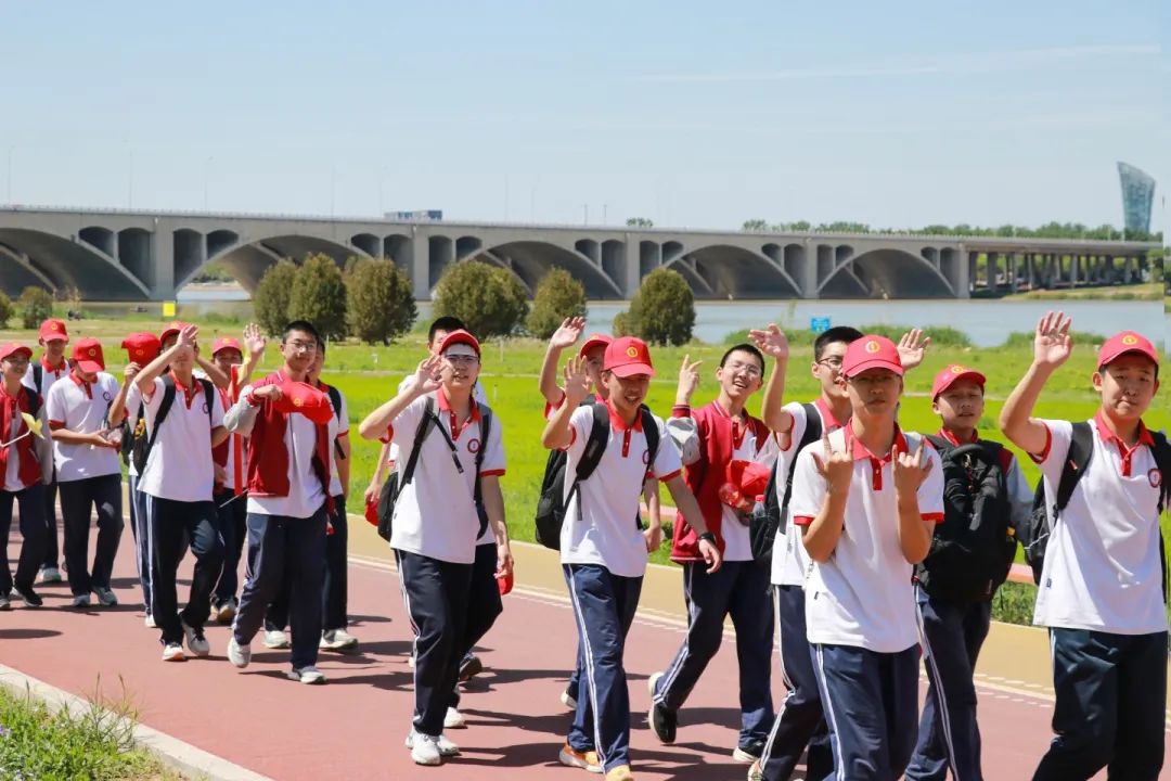 奮進新時代 勵志青春行丨石家莊私立第一中學(xué)第三屆遠足活動圓滿完成