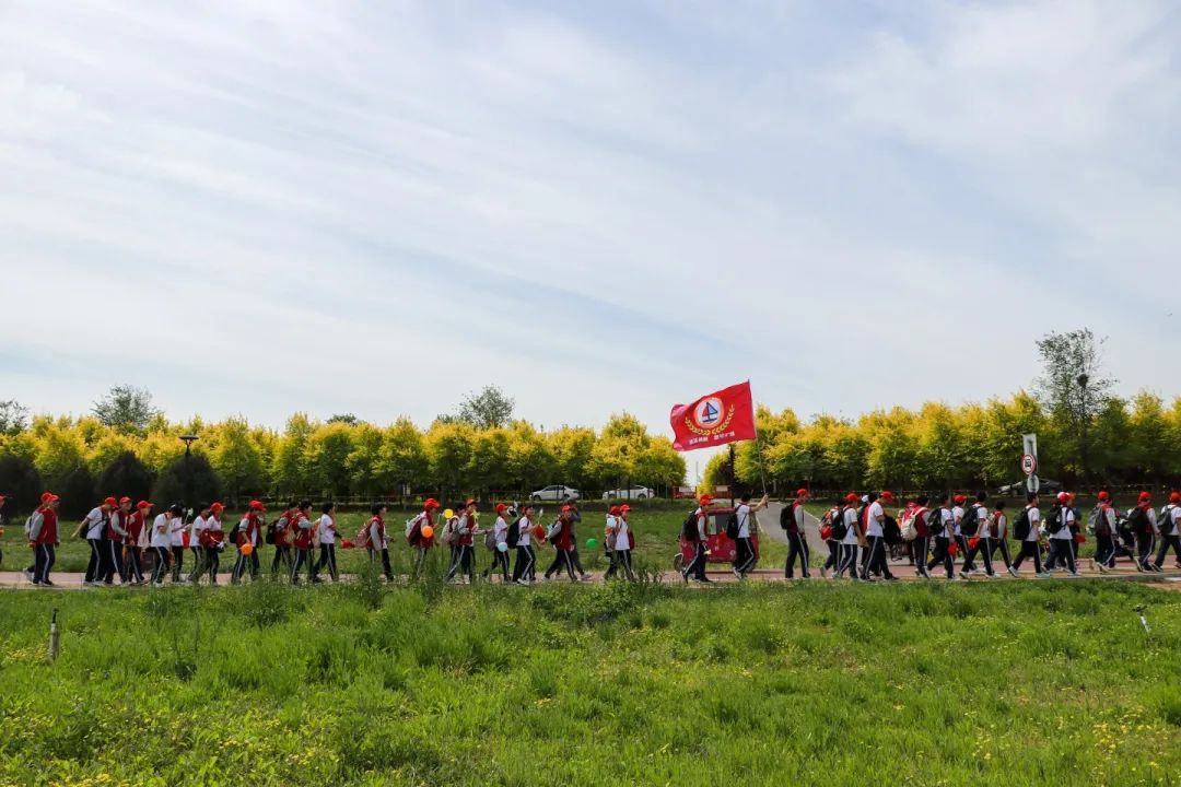 奮進新時代 勵志青春行丨石家莊私立第一中學(xué)第三屆遠足活動圓滿完成