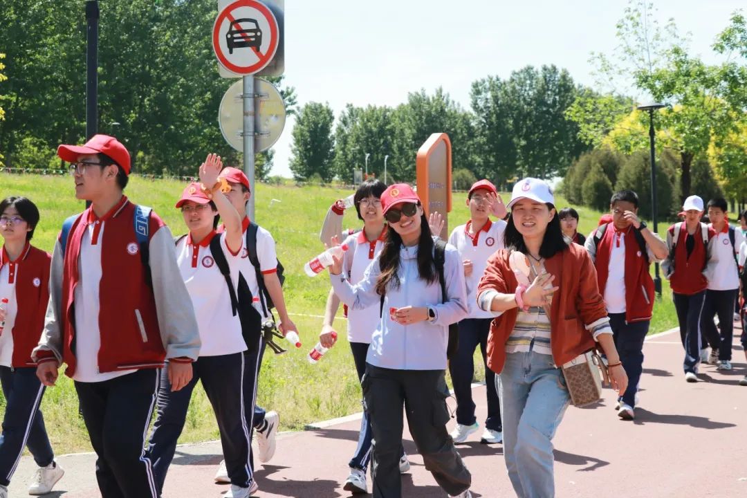 奮進新時代 勵志青春行丨石家莊私立第一中學(xué)第三屆遠足活動圓滿完成