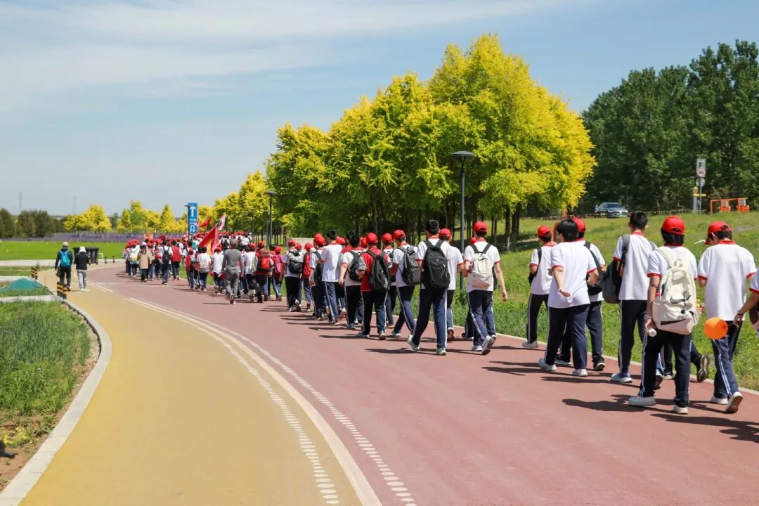 奮進新時代 勵志青春行丨石家莊私立第一中學(xué)第三屆遠足活動圓滿完成