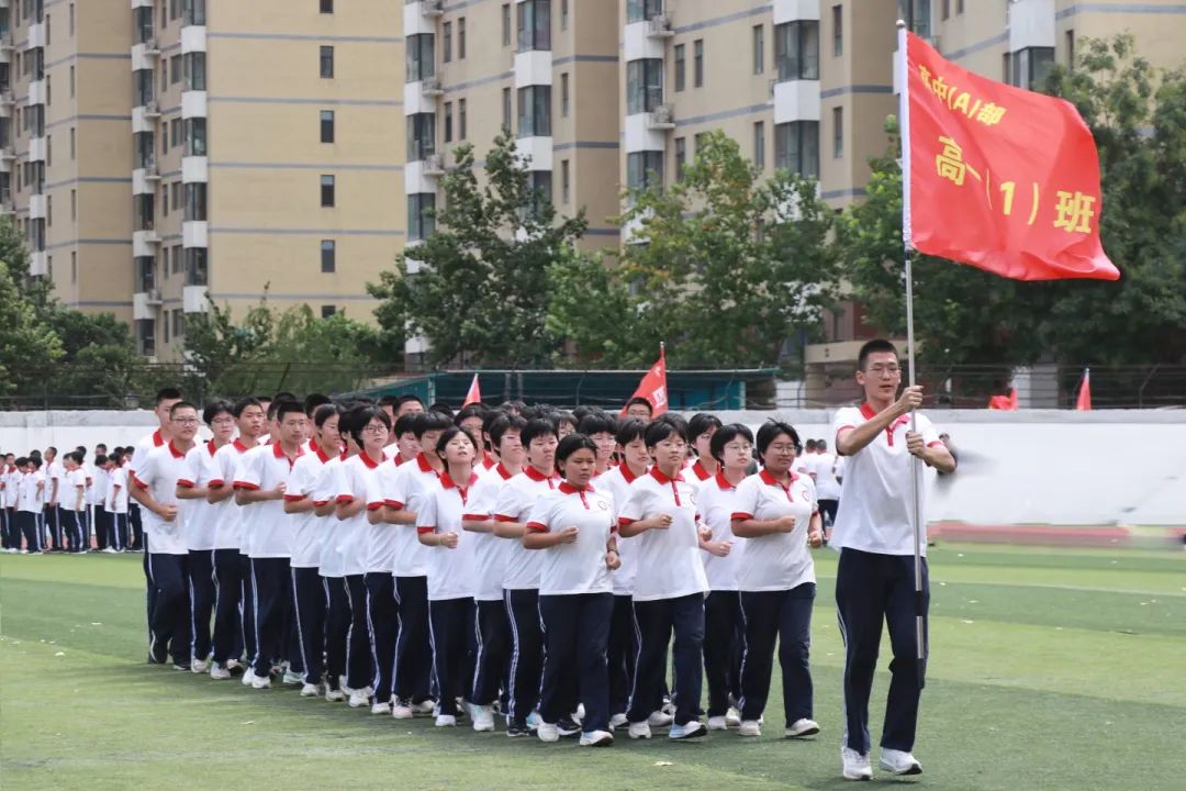 狀態(tài)滿滿！一起解鎖新生滿格狀態(tài)吧！